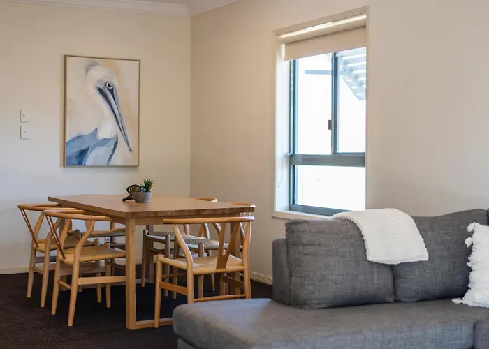 Breakers Unit 1 8 - Ljhooker Yamba